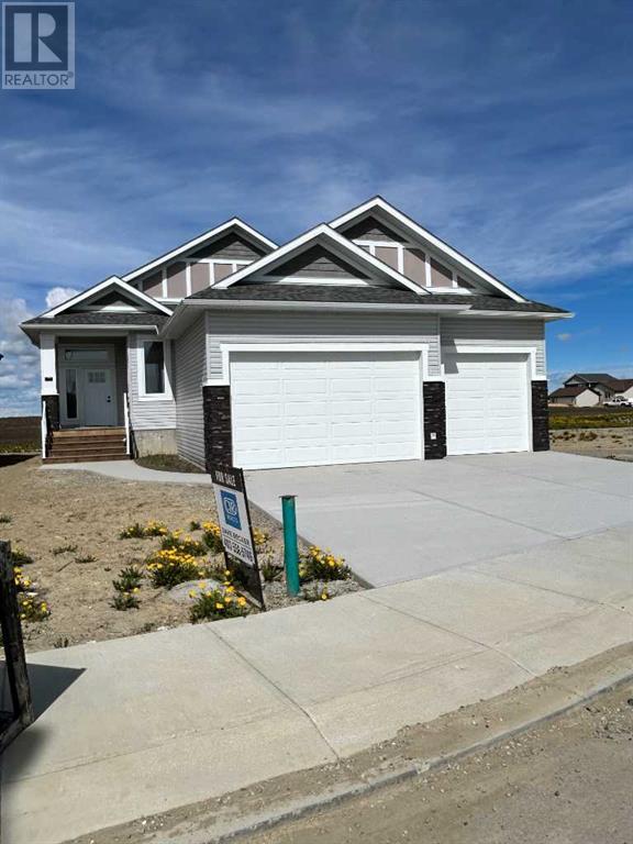 16 Williams Avenue, Olds, Alberta  T4H 0H1 - Photo 3 - A2098554