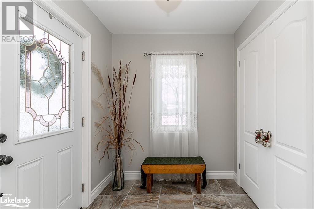 1 Vics Road, Midland, Ontario  L4R 0B9 - Photo 4 - 40569973