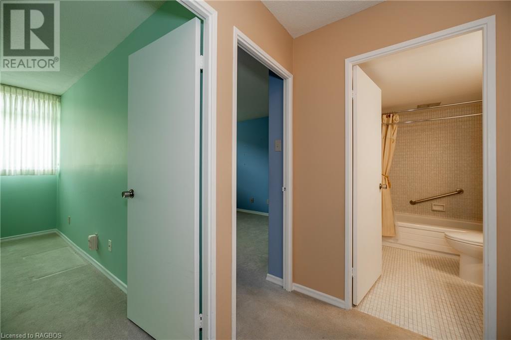 860 9th Street E Unit# 203, Owen Sound, Ontario  N4K 1R2 - Photo 19 - 40599514