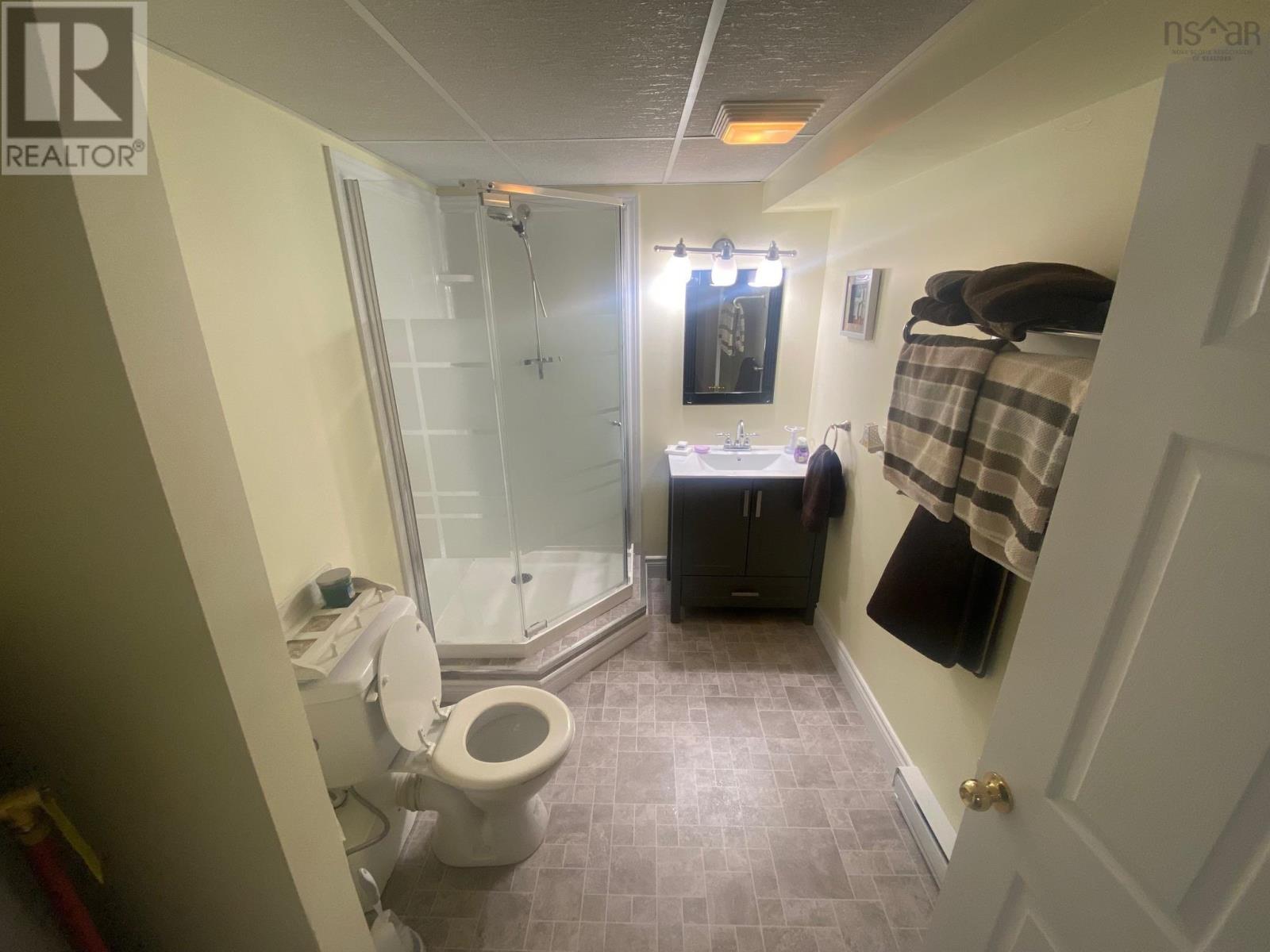 10 Lakeview Drive, St. Peter's, Nova Scotia  B0E 3B0 - Photo 19 - 202412509