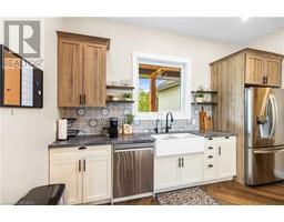 423474 CONCESSION 6 Road
