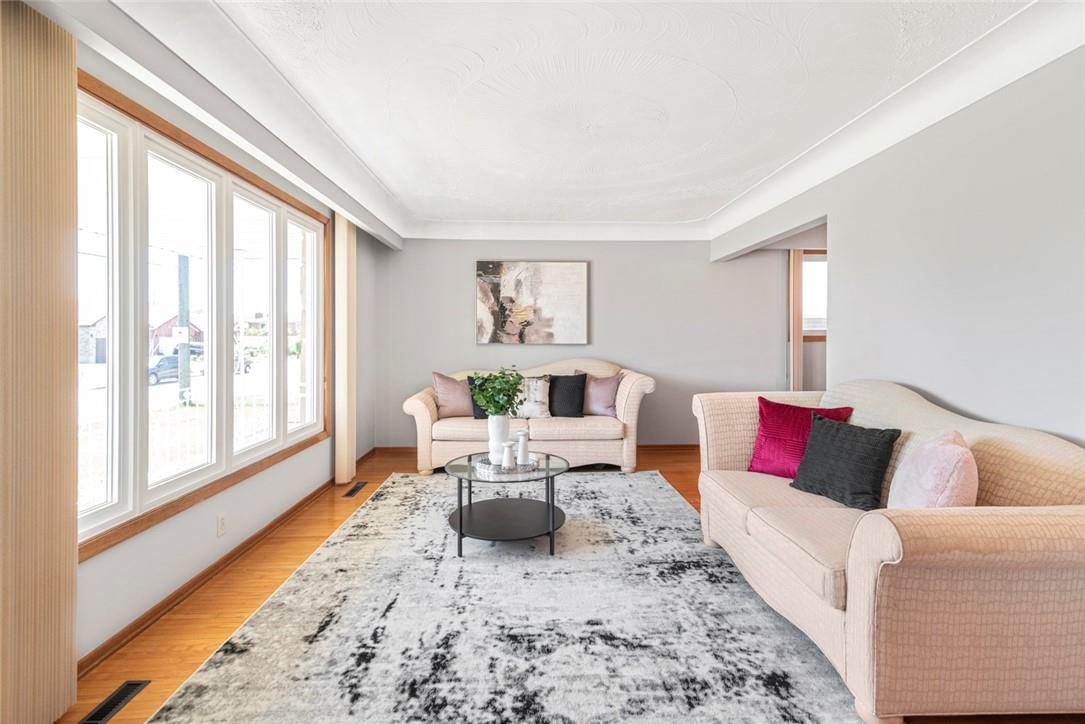 111 Nugent Drive, Hamilton, Ontario  L8H 2N2 - Photo 4 - H4188154