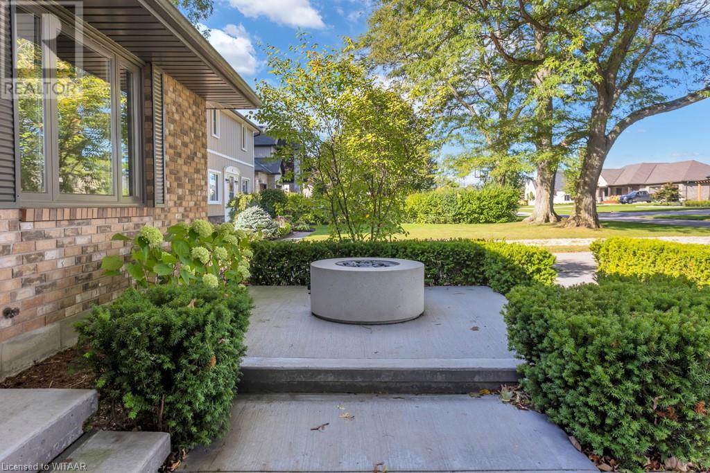 71 North Street W, Otterville, Ontario  N0J 1R0 - Photo 2 - 40595526