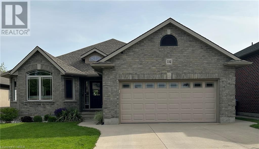 132 WALNUT GROVE Place, lucan, Ontario