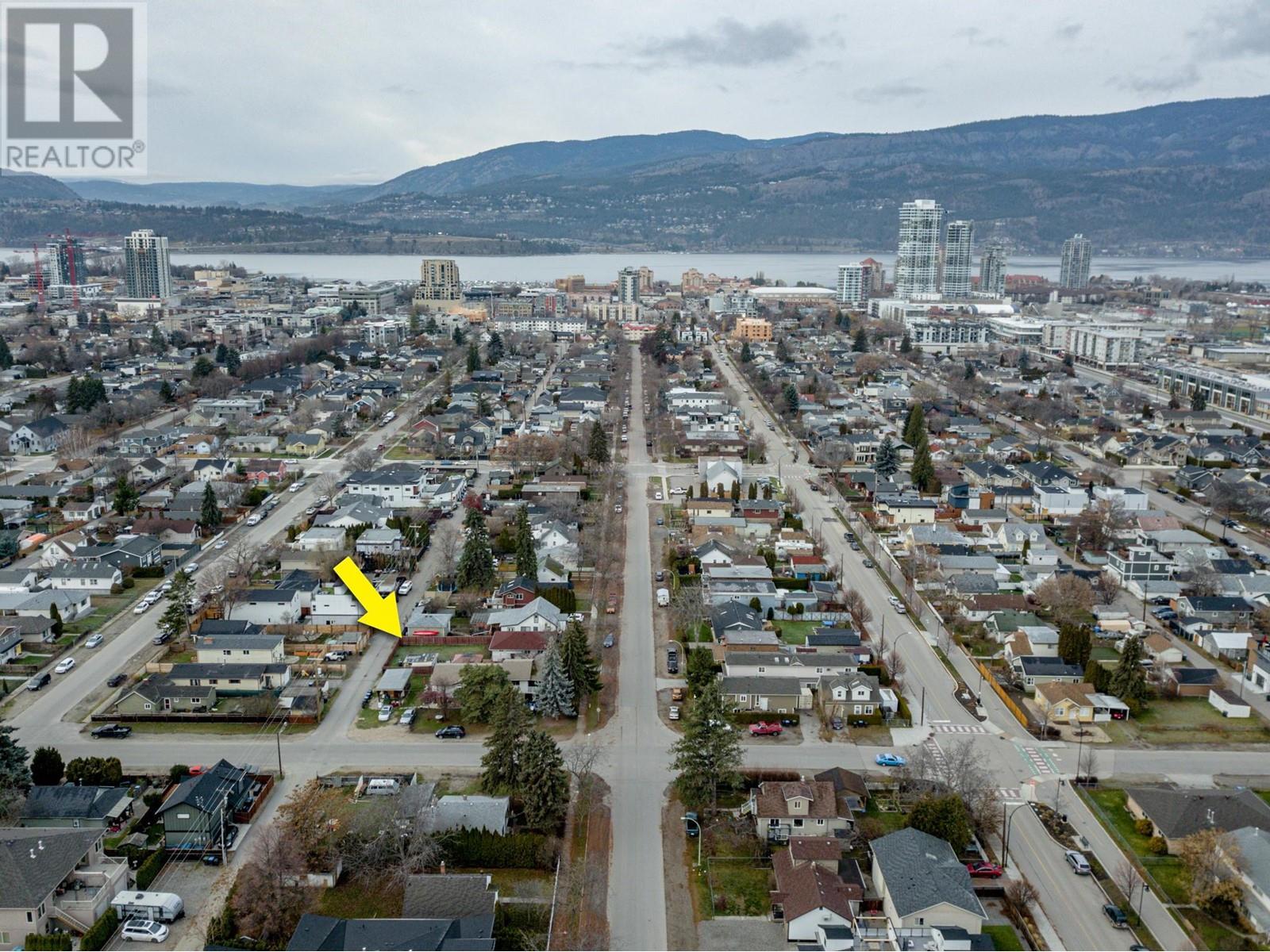 979 Wilson Avenue, Kelowna, British Columbia  V1Y 6Y1 - Photo 5 - 10315636