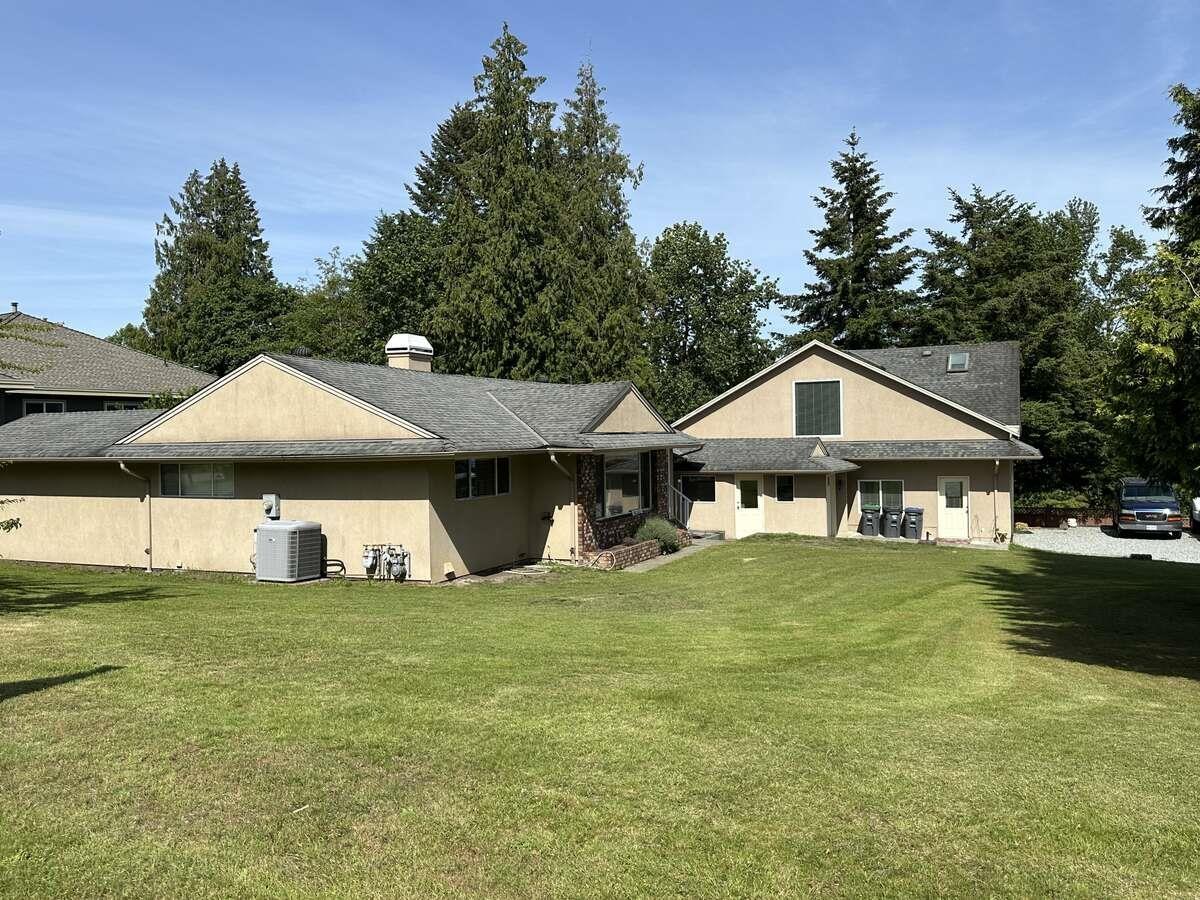 Property at 16333 90 AVENUE image 4