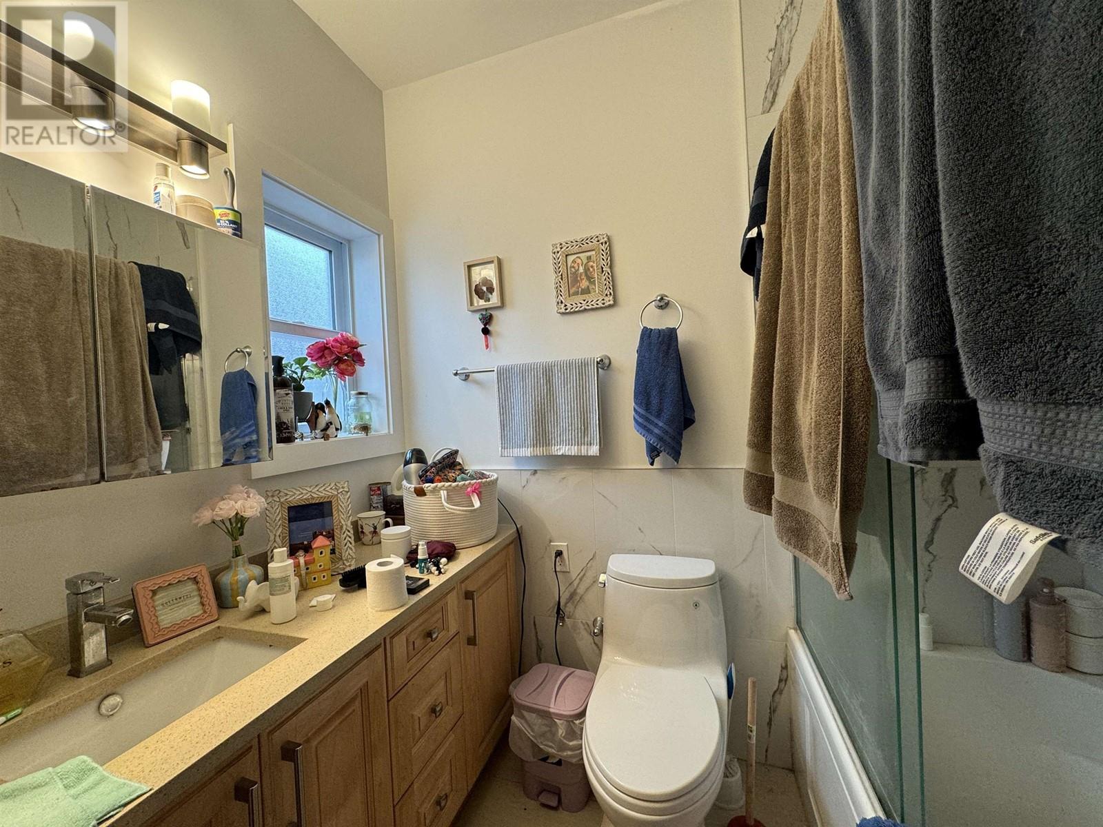 1475 Renfrew Street, Vancouver, British Columbia  V5K 4C5 - Photo 9 - R2888933