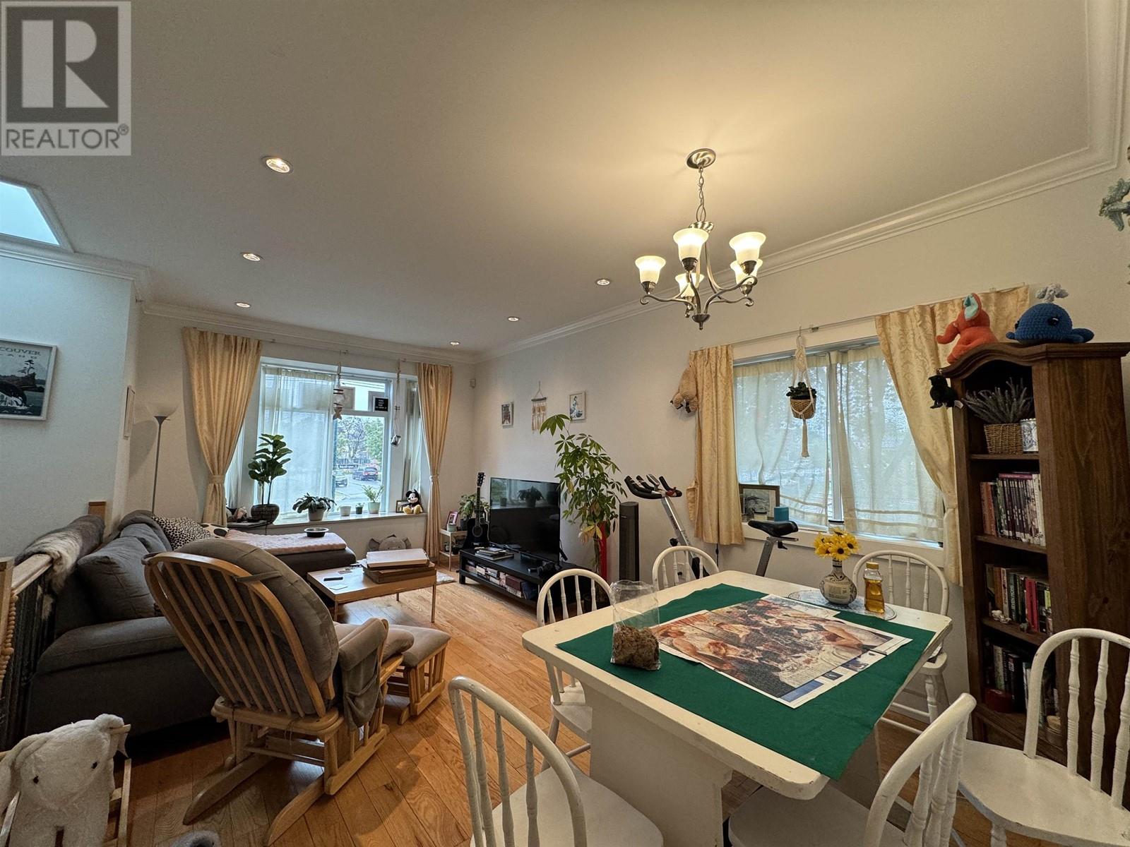 1475 Renfrew Street, Vancouver, British Columbia  V5K 4C5 - Photo 12 - R2888933