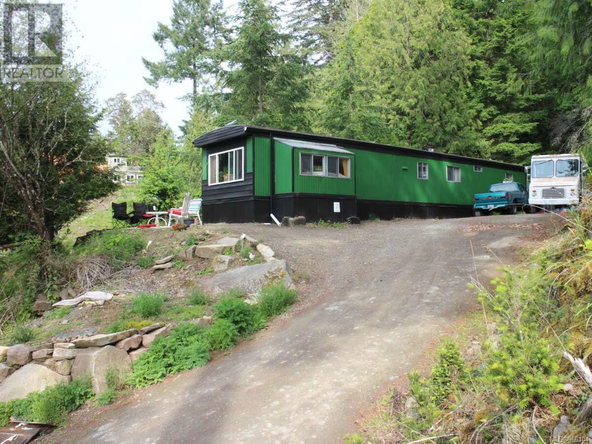 2620 Gunwhale Rd, pender island, British Columbia V0N2M2