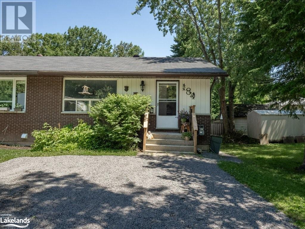 184 Fernwood Drive, Gravenhurst, Ontario  P1P 1P4 - Photo 2 - 40570967