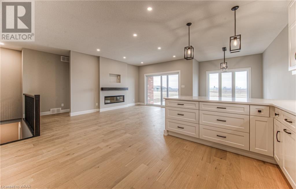 68 Weymouth Street, Elmira, Ontario  N3B 0E6 - Photo 10 - 40599926