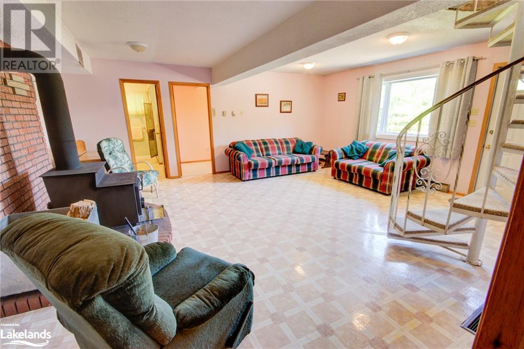 570 Jones Road, Gravenhurst, Ontario  P1P 1A1 - Photo 25 - 40596738