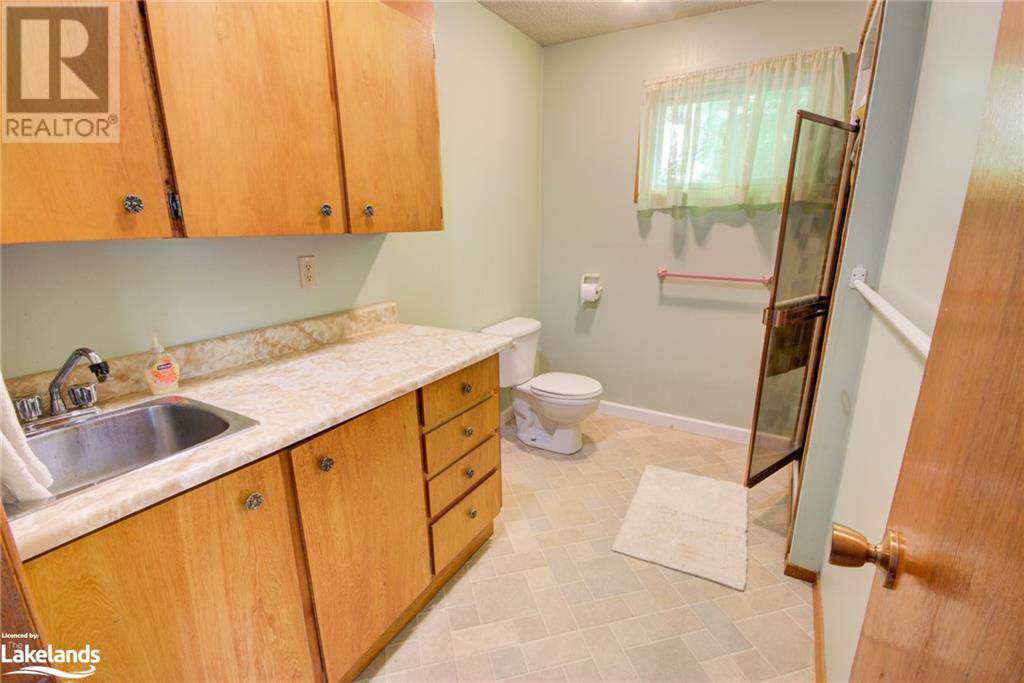 570 Jones Road, Gravenhurst, Ontario  P1P 1A1 - Photo 28 - 40596738