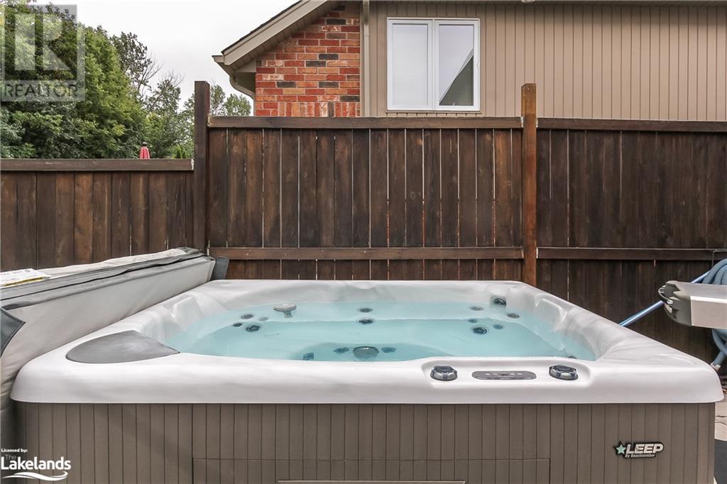 20 Lynden Street, Collingwood, Ontario  L9Y 0C4 - Photo 5 - 40599144