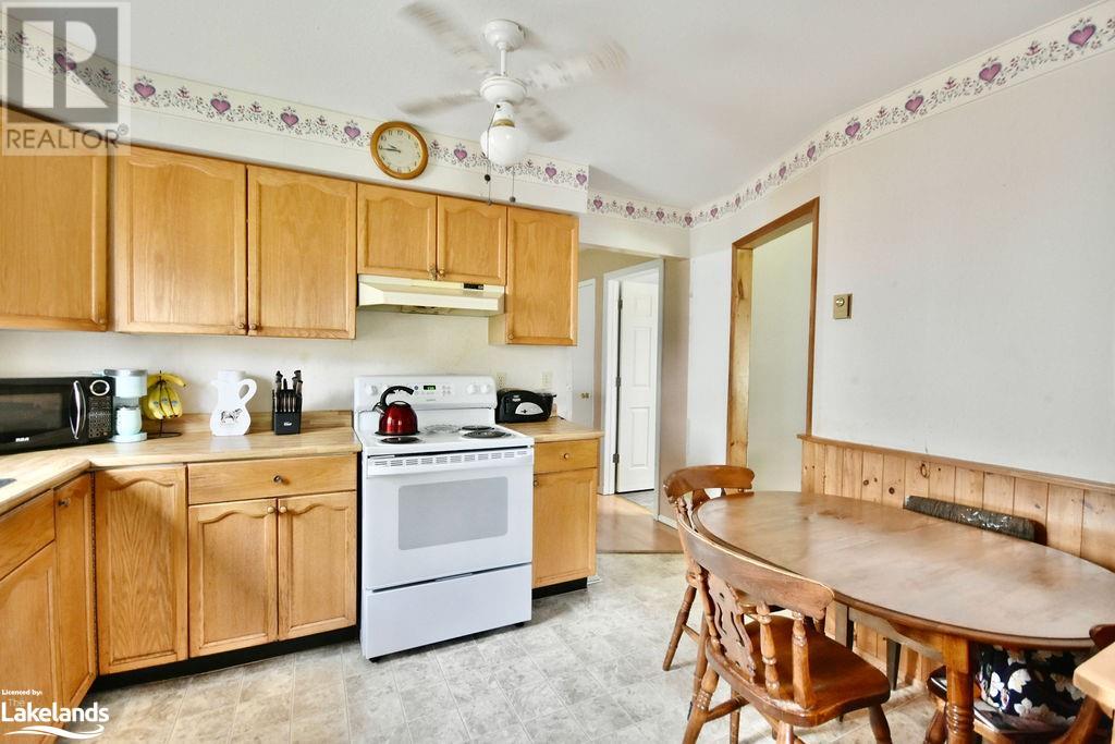 17 Corbeau Crescent, Penetanguishene, Ontario  L9M 1J9 - Photo 5 - 40598597