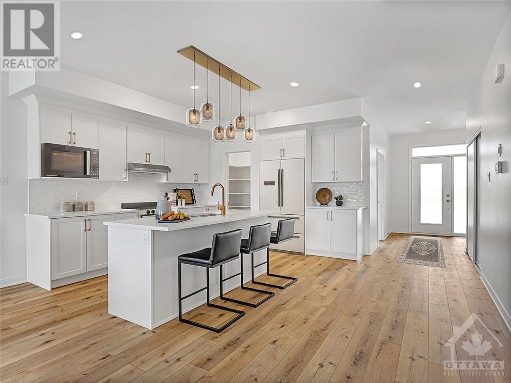 71 Leo Moskos Street, Arnprior, Ontario  K7S 0C6 - Photo 2 - 1395686