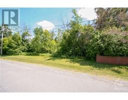 Lt 13 SILVER FOX CRESCENT