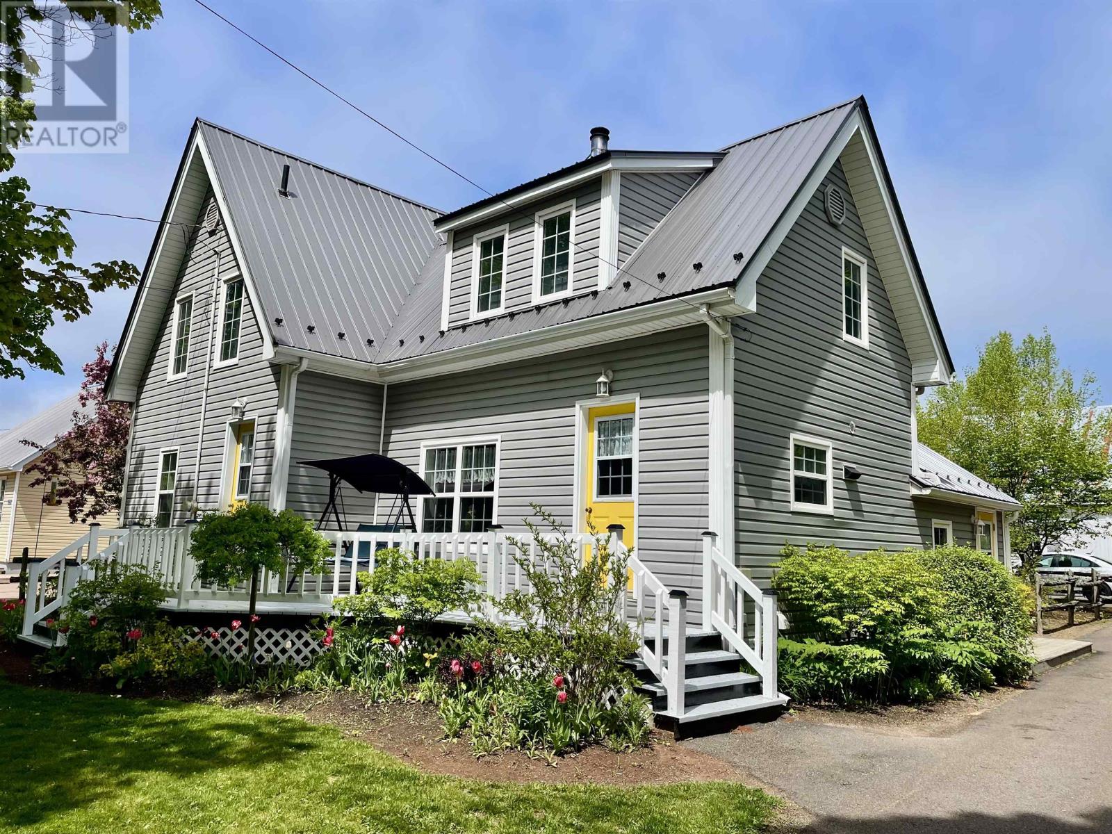 228 Phillip Street, Tignish, Prince Edward Island  C0B 2B0 - Photo 2 - 202412591