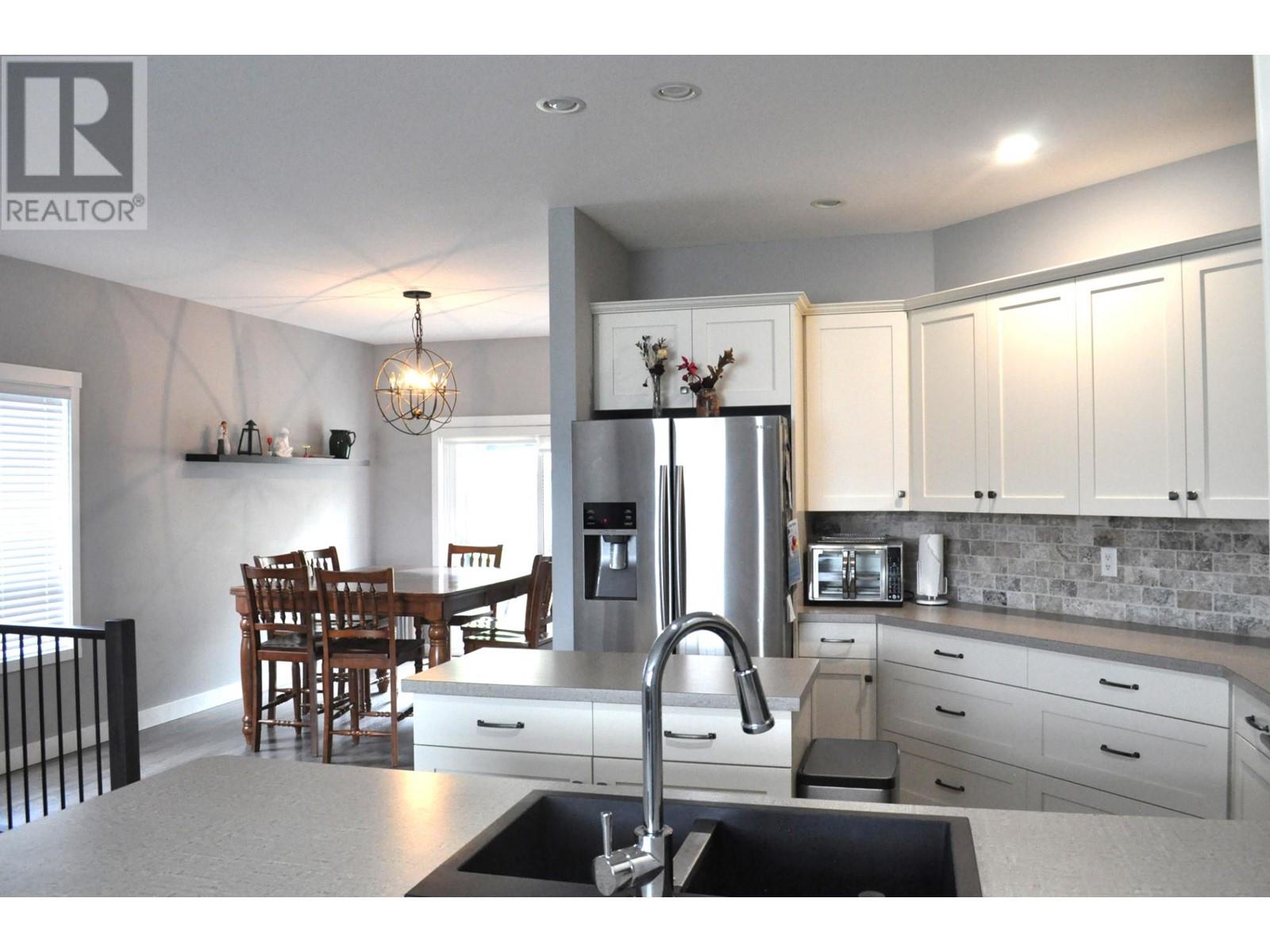 136-1939 Coldwater Drive, Kamloops, British Columbia  V2E 0B3 - Photo 2 - 178975