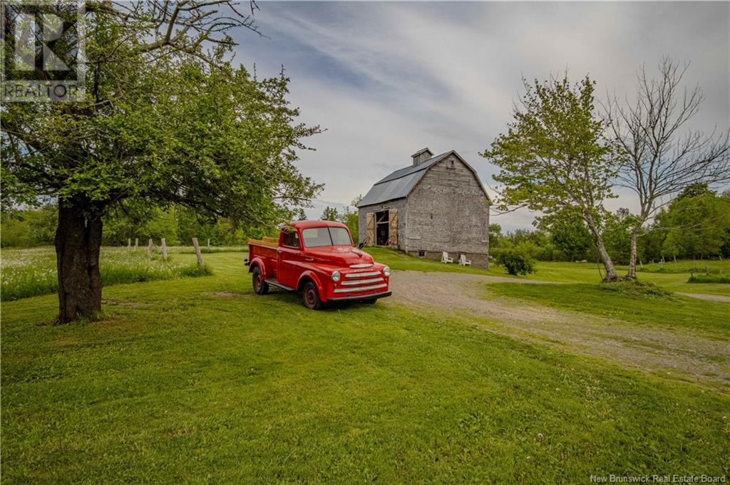 7515 Route 102, Browns Flat, New Brunswick  E2M 2N8 - Photo 26 - NB101295