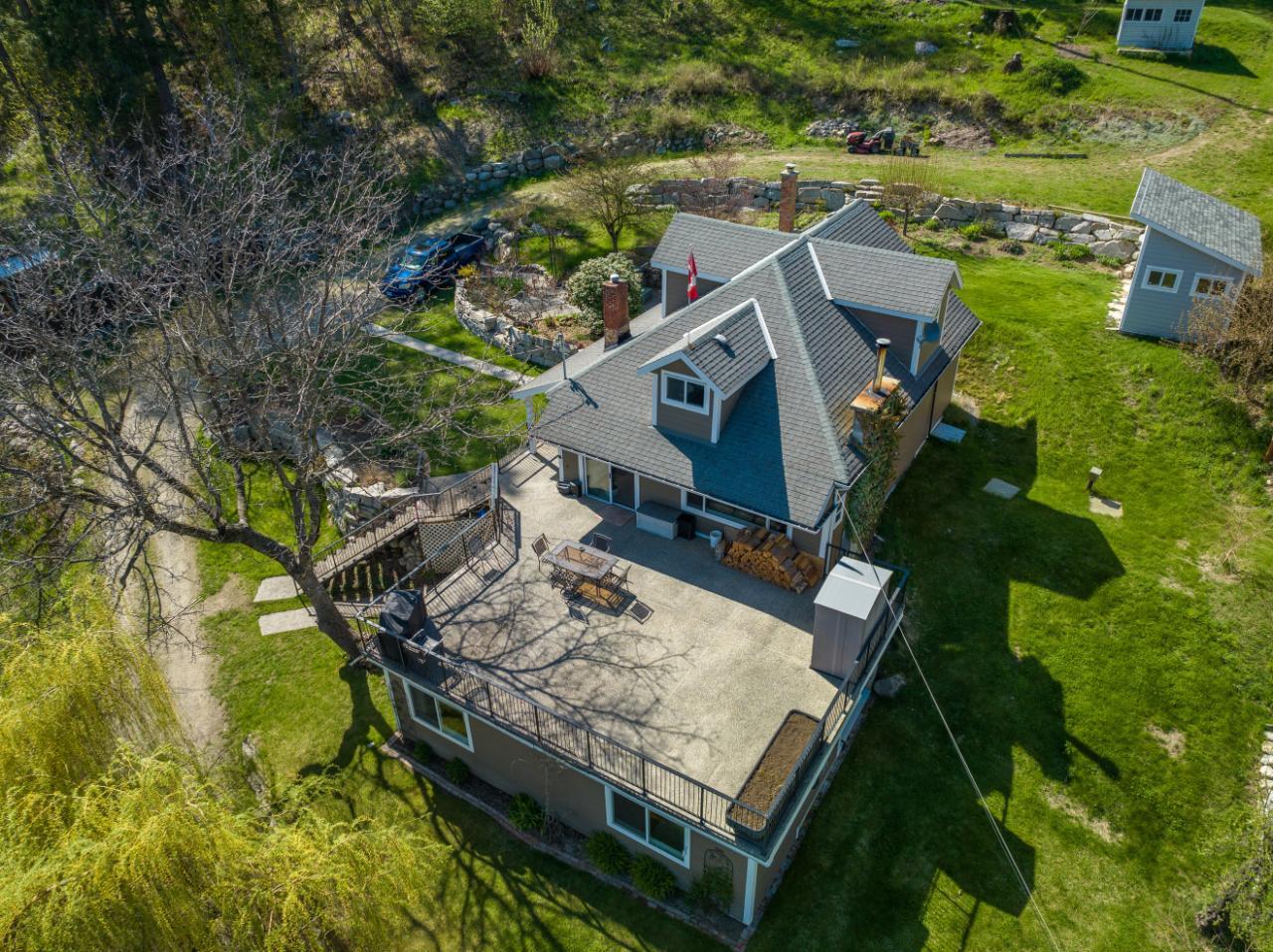 2465 Highway 3a, Nelson, British Columbia  V1L 6K7 - Photo 3 - 2477429