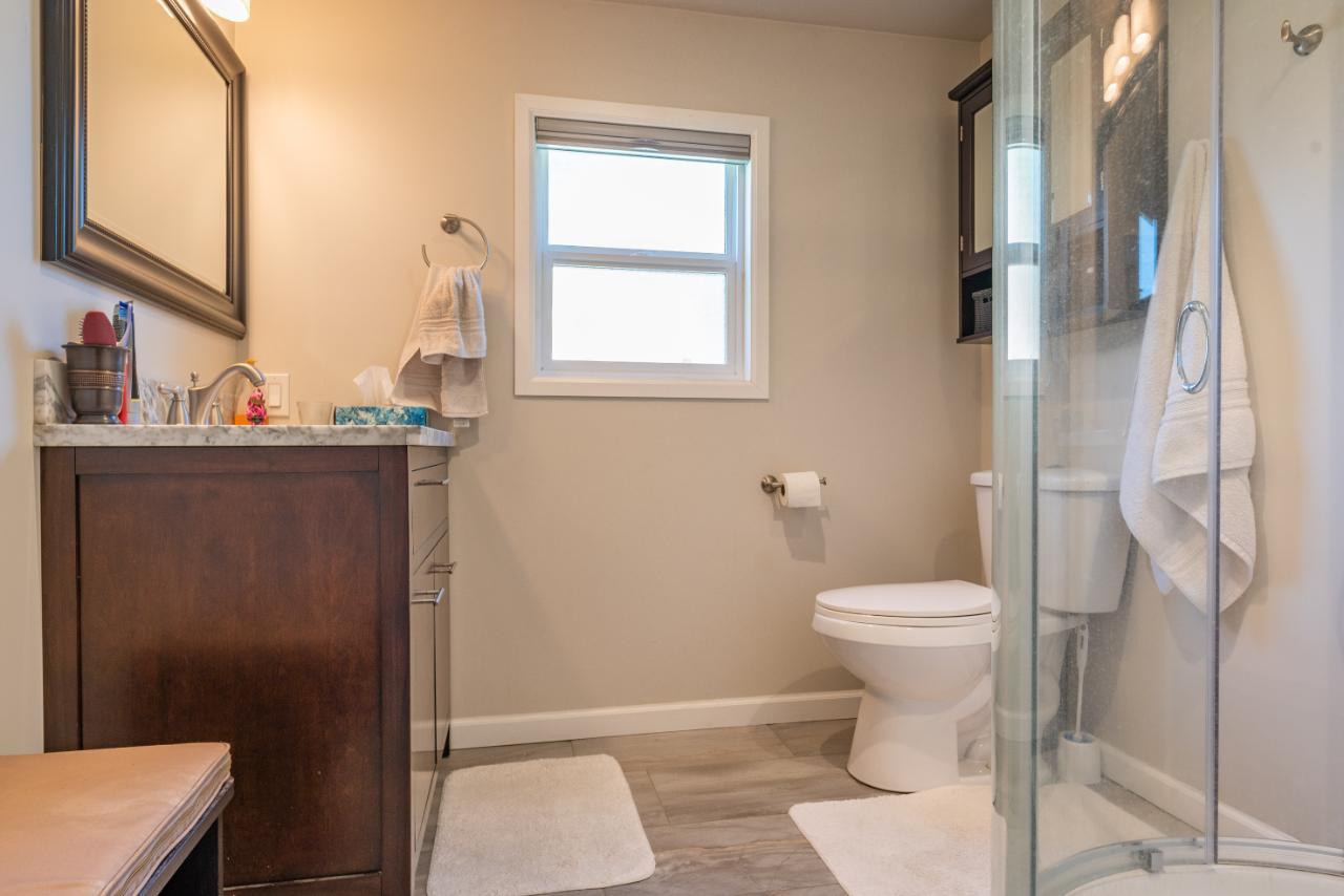 2465 Highway 3a, Nelson, British Columbia  V1L 6K7 - Photo 35 - 2477429