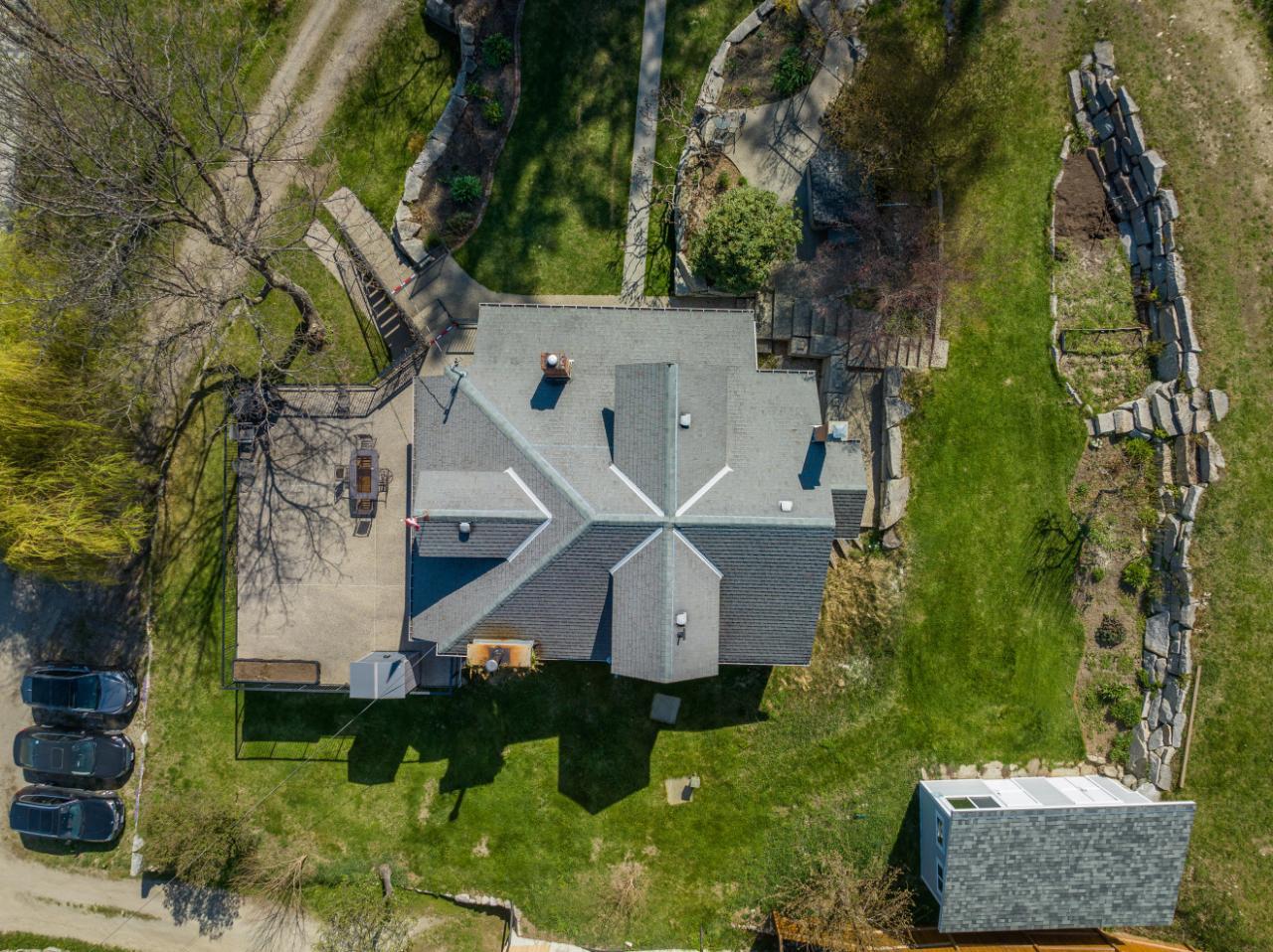 2465 Highway 3a, Nelson, British Columbia  V1L 6K7 - Photo 5 - 2477429