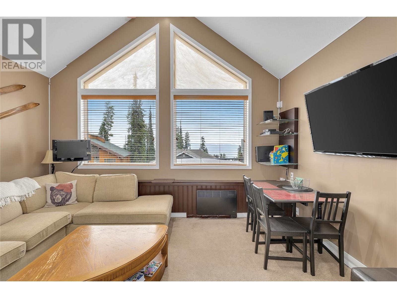 5965 D Snowpines Crescent Big White