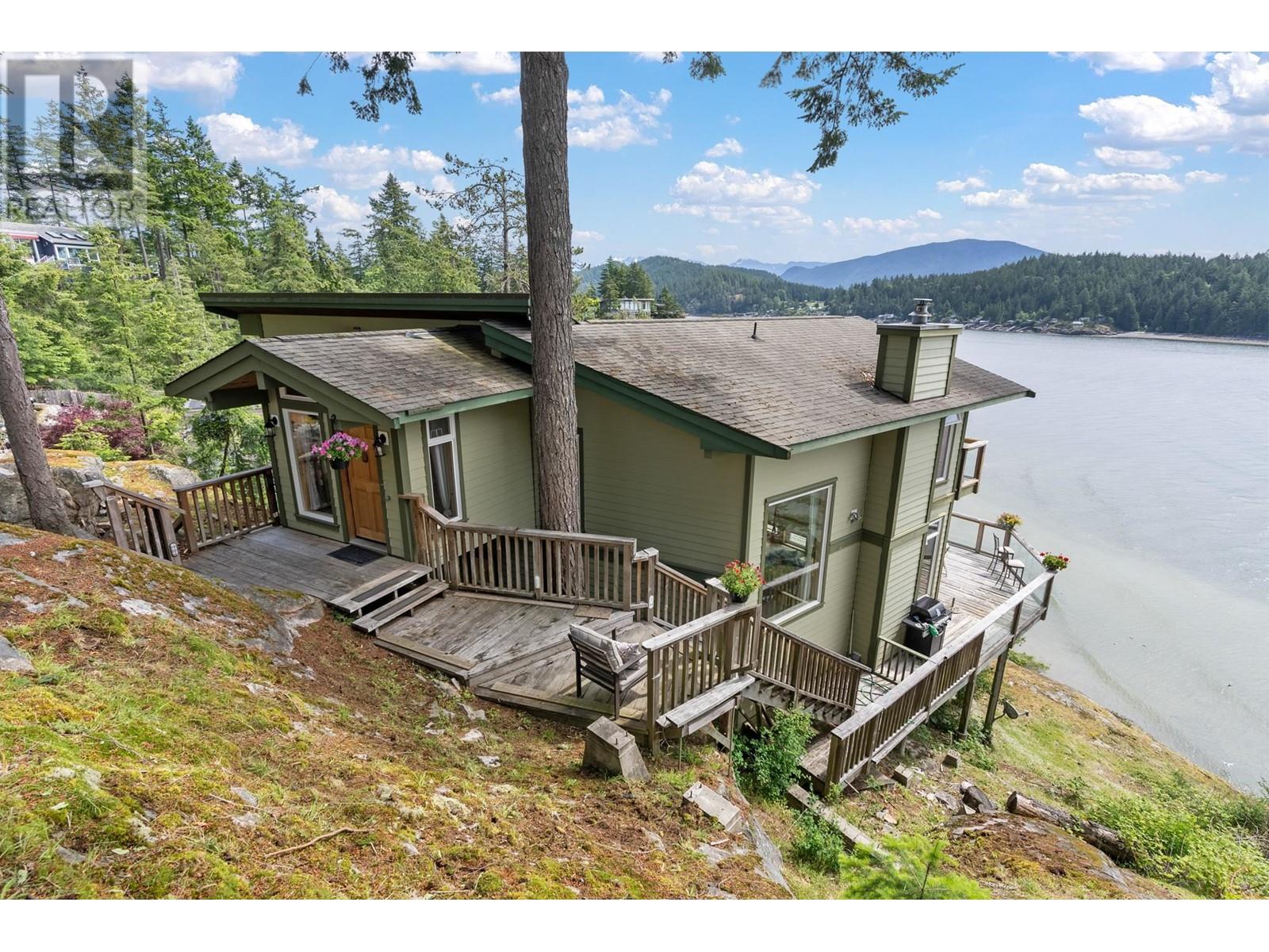 280 Arbutus Reach Road, Gibsons, British Columbia  V0N 1V8 - Photo 6 - R2890345