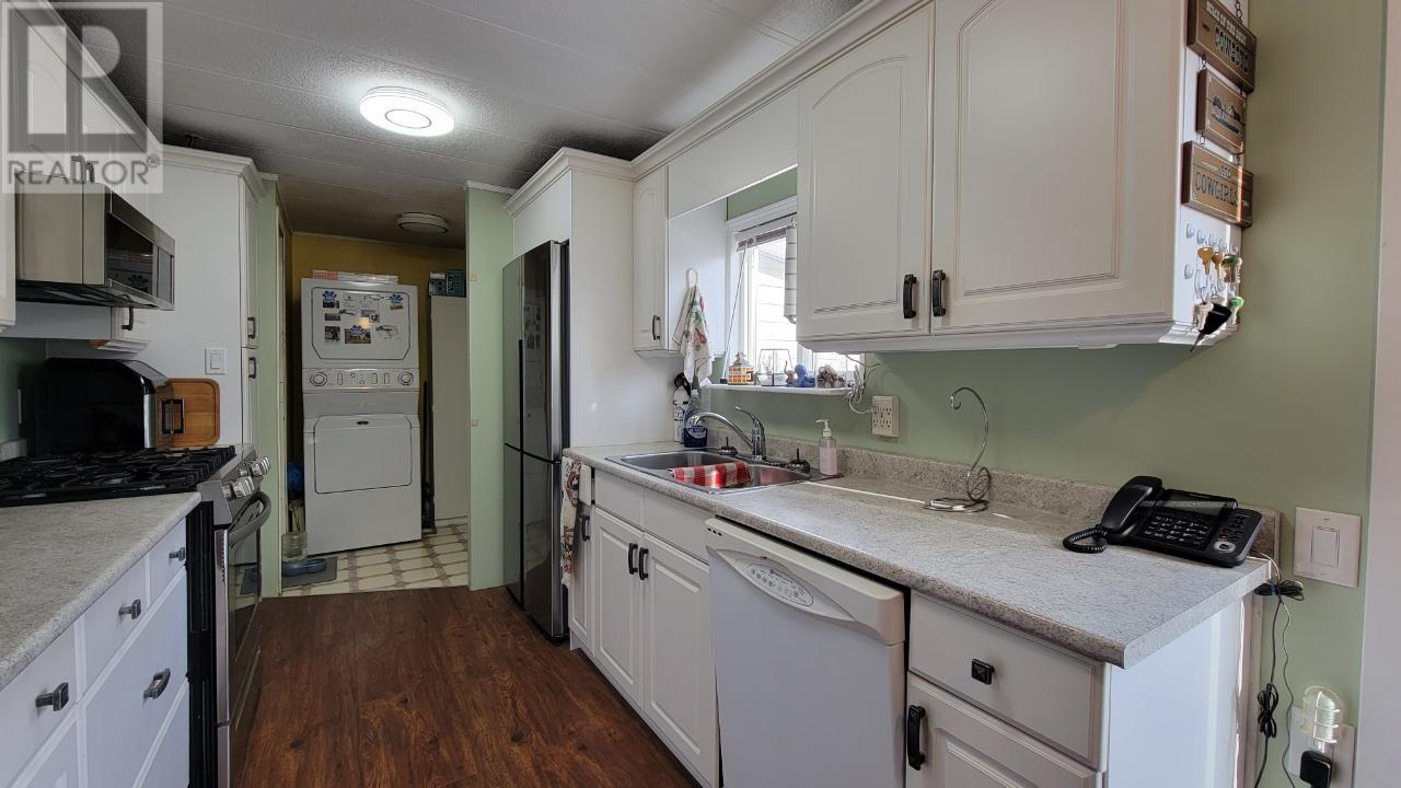 4001 Shuswap Rd, Kamloops, British Columbia  V2H 1S7 - Photo 8 - 178983