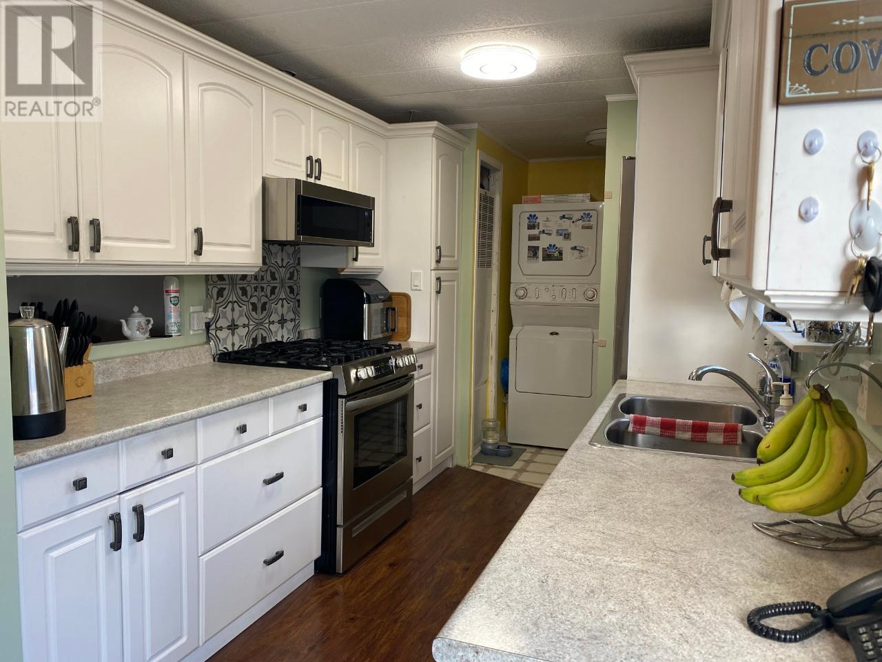 4001 Shuswap Rd, Kamloops, British Columbia  V2H 1S7 - Photo 9 - 178983