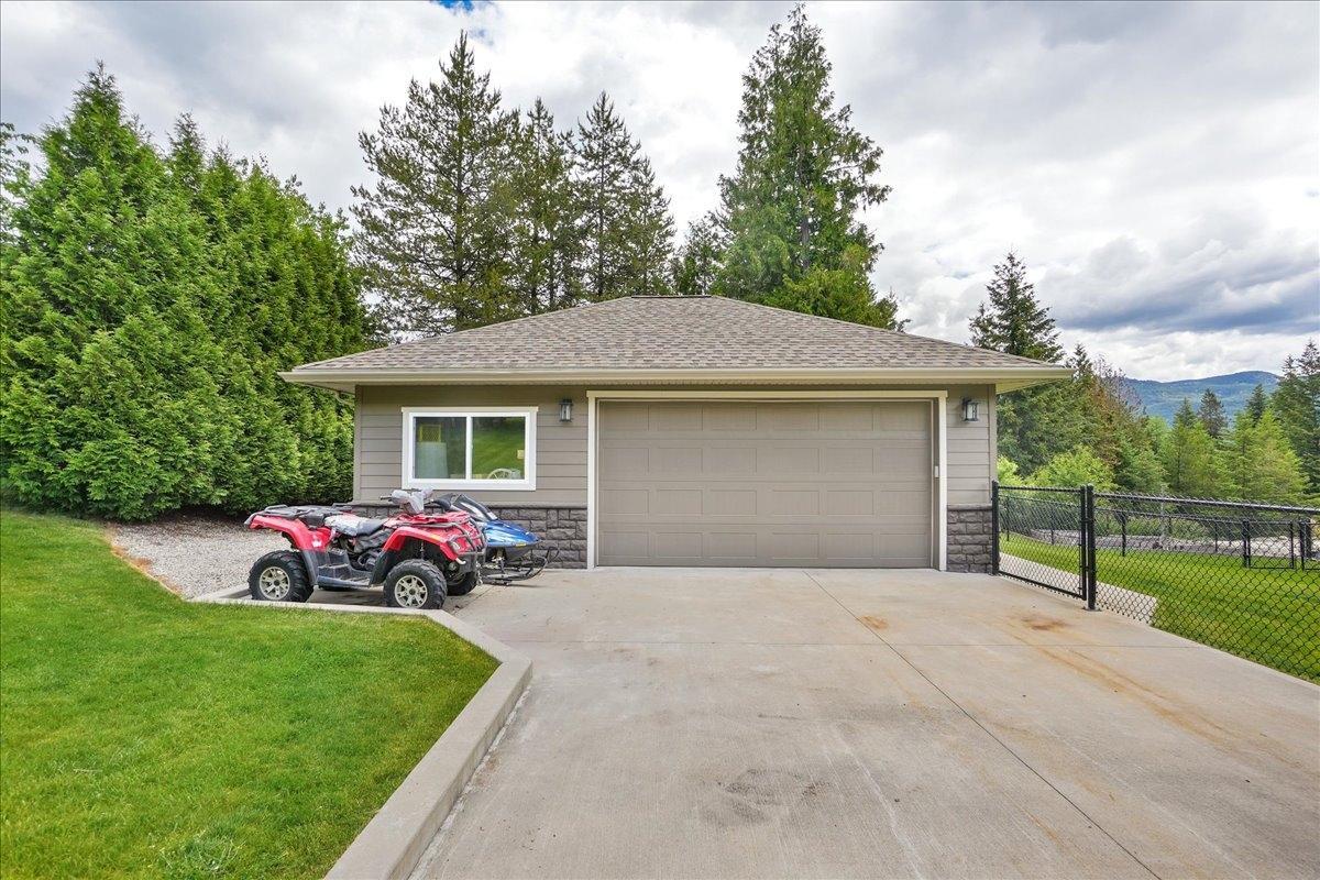 804 Fernwood Drive, Castlegar, British Columbia  V1N 3Z1 - Photo 9 - 2477448