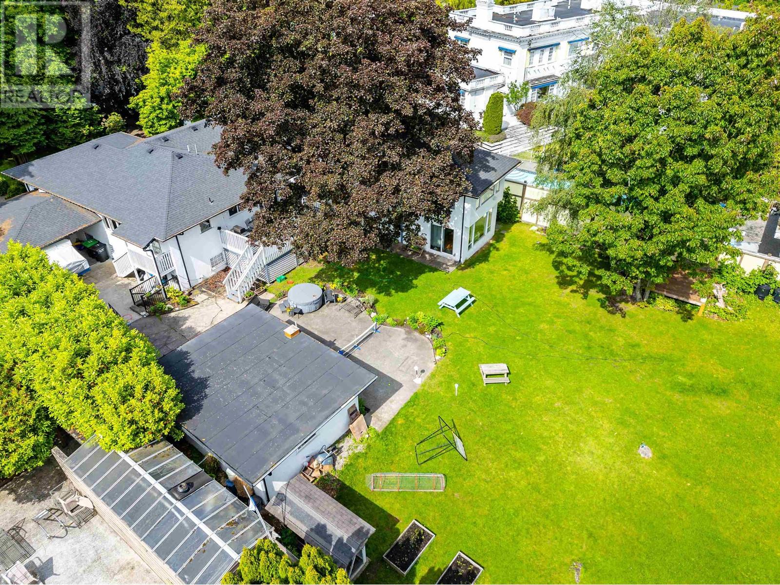 Listing Picture 12 of 16 : 3350 OSLER STREET, Vancouver / 溫哥華 - 魯藝地產 Yvonne Lu Group - MLS Medallion Club Member