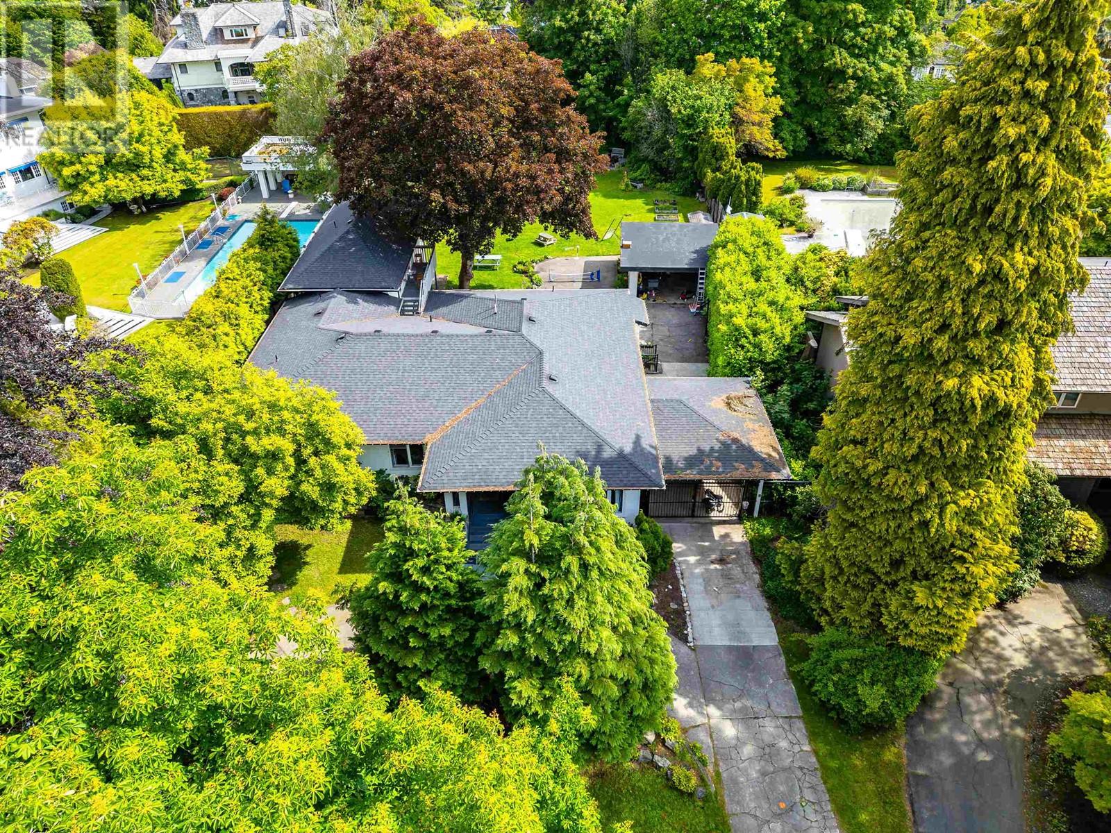 Listing Picture 2 of 16 : 3350 OSLER STREET, Vancouver / 溫哥華 - 魯藝地產 Yvonne Lu Group - MLS Medallion Club Member