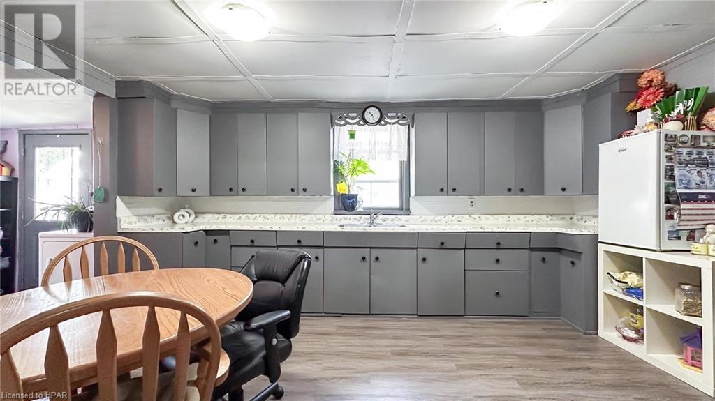 3064 Patrick Street, Fordwich, Ontario  N0G 1V0 - Photo 16 - 40600373