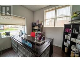 4 SCHOFIELD AVENUE