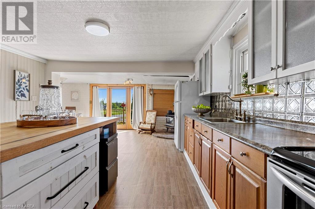 2738 Isle Of Man Road, Kingston, Ontario  K7L 4B3 - Photo 8 - 40599307