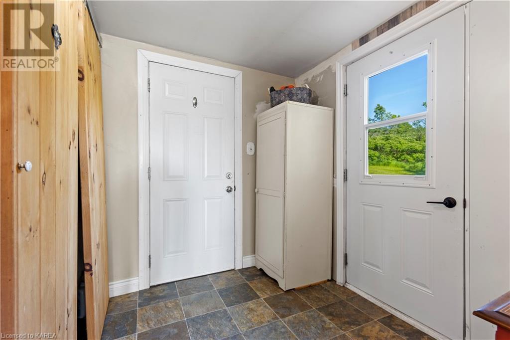 2738 Isle Of Man Road, Kingston, Ontario  K7L 4B3 - Photo 5 - 40599307