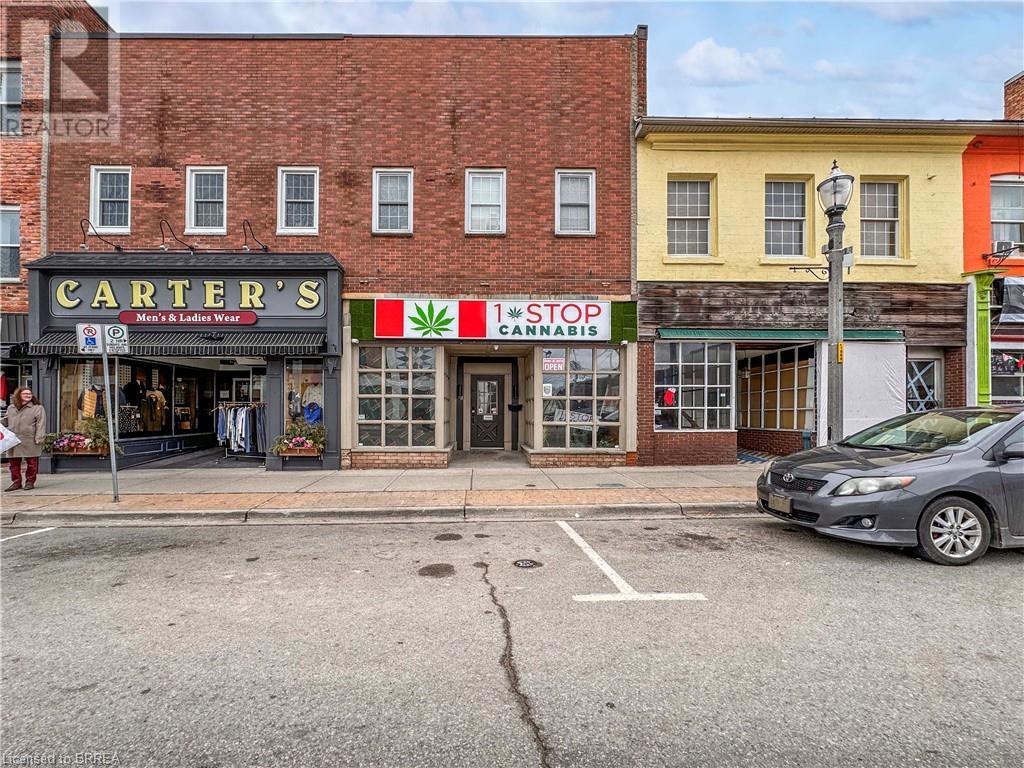 38 Norfolk Street S, Simcoe, Ontario  N3Y 2V9 - Photo 1 - 40599095