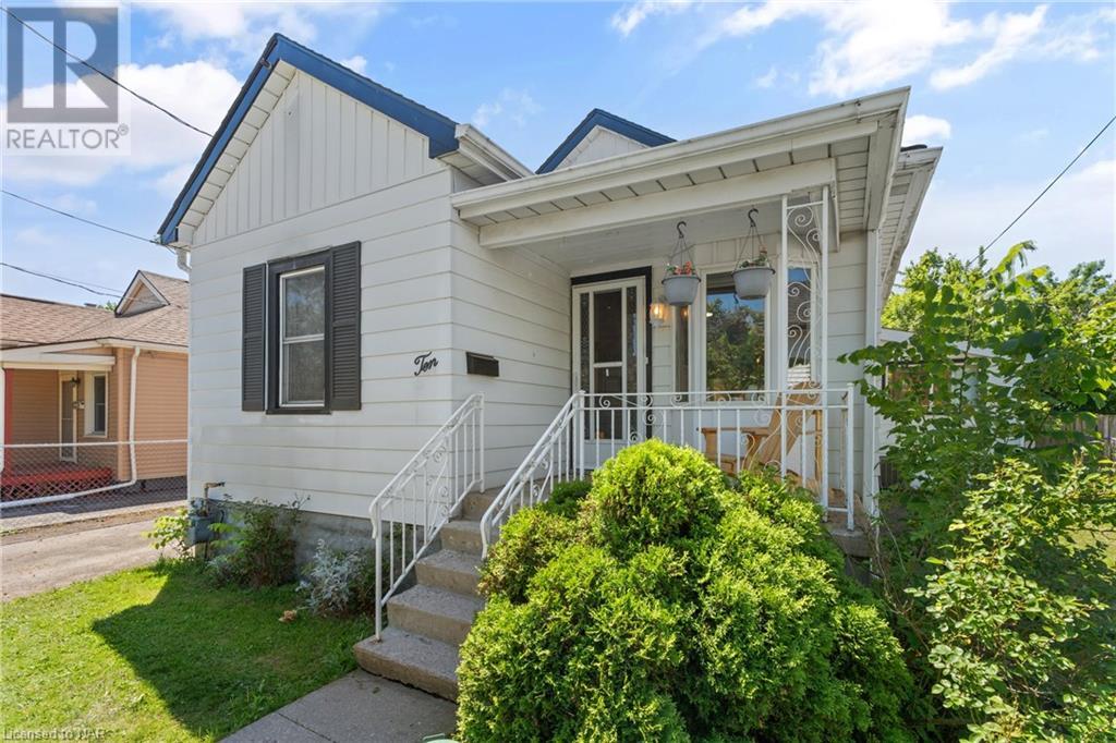 10 Monck Street, St. Catharines, Ontario  L2S 1L6 - Photo 1 - 40599851