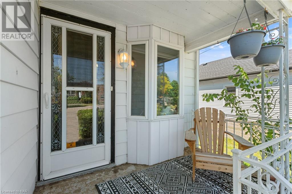 10 Monck Street, St. Catharines, Ontario  L2S 1L6 - Photo 3 - 40599851