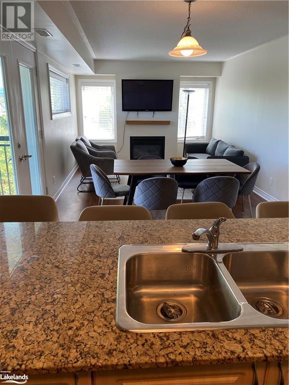 2 Brandy Lane Drive Unit# 301, Collingwood, Ontario  L9Y 0X4 - Photo 4 - 40599771