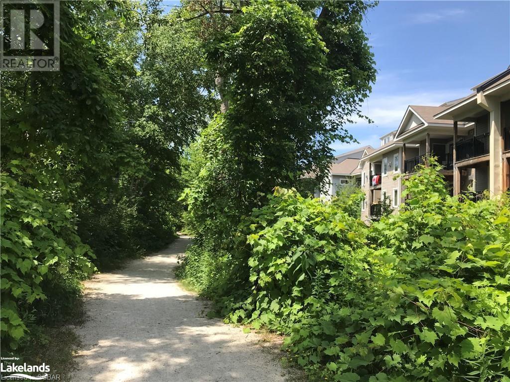 2 Brandy Lane Drive Unit# 301, Collingwood, Ontario  L9Y 0X4 - Photo 19 - 40599771