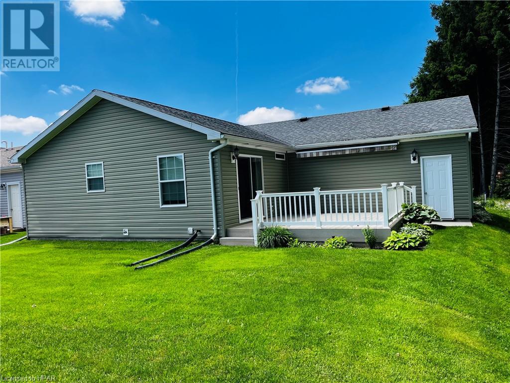 20 Lindsay Crescent, Strathroy, Ontario  N7G 3P4 - Photo 12 - 40600758