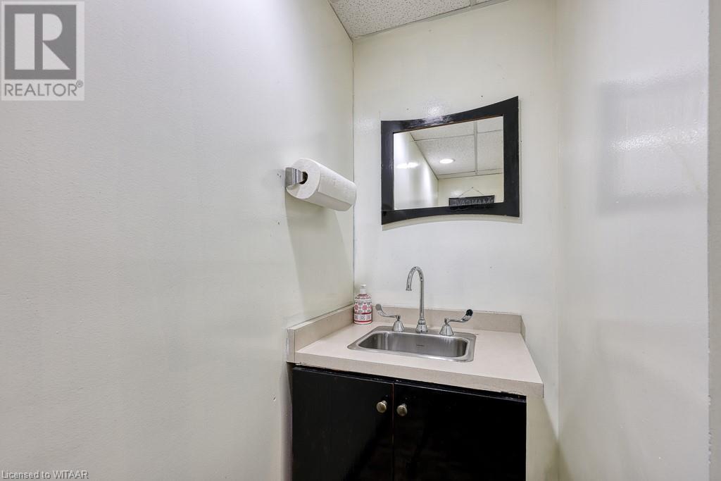 604 Dundas Street, Woodstock, Ontario  N4S 1C8 - Photo 10 - 40600920