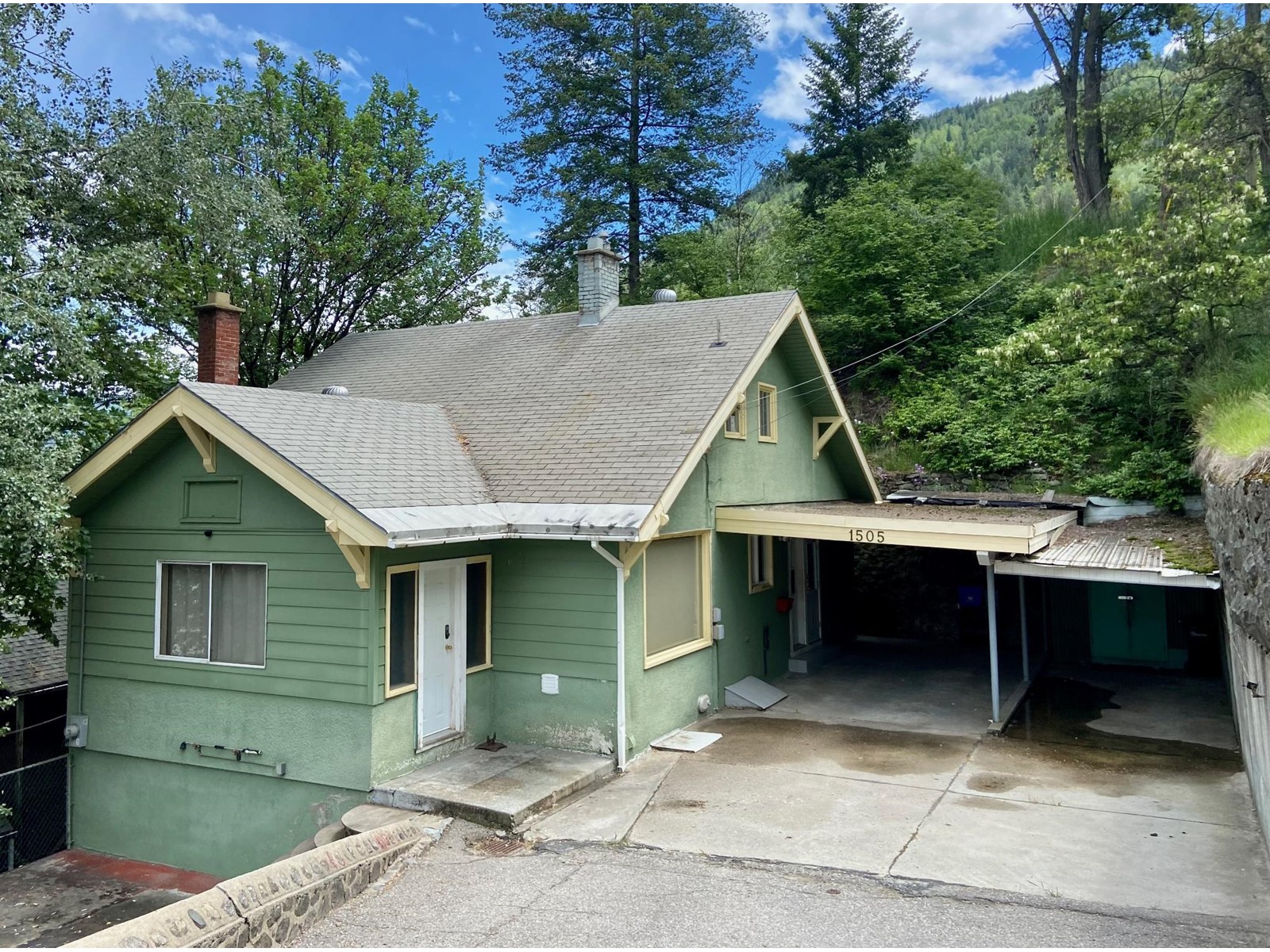 1505 Pine Avenue, Trail, British Columbia  V1R 4G1 - Photo 2 - 2477472