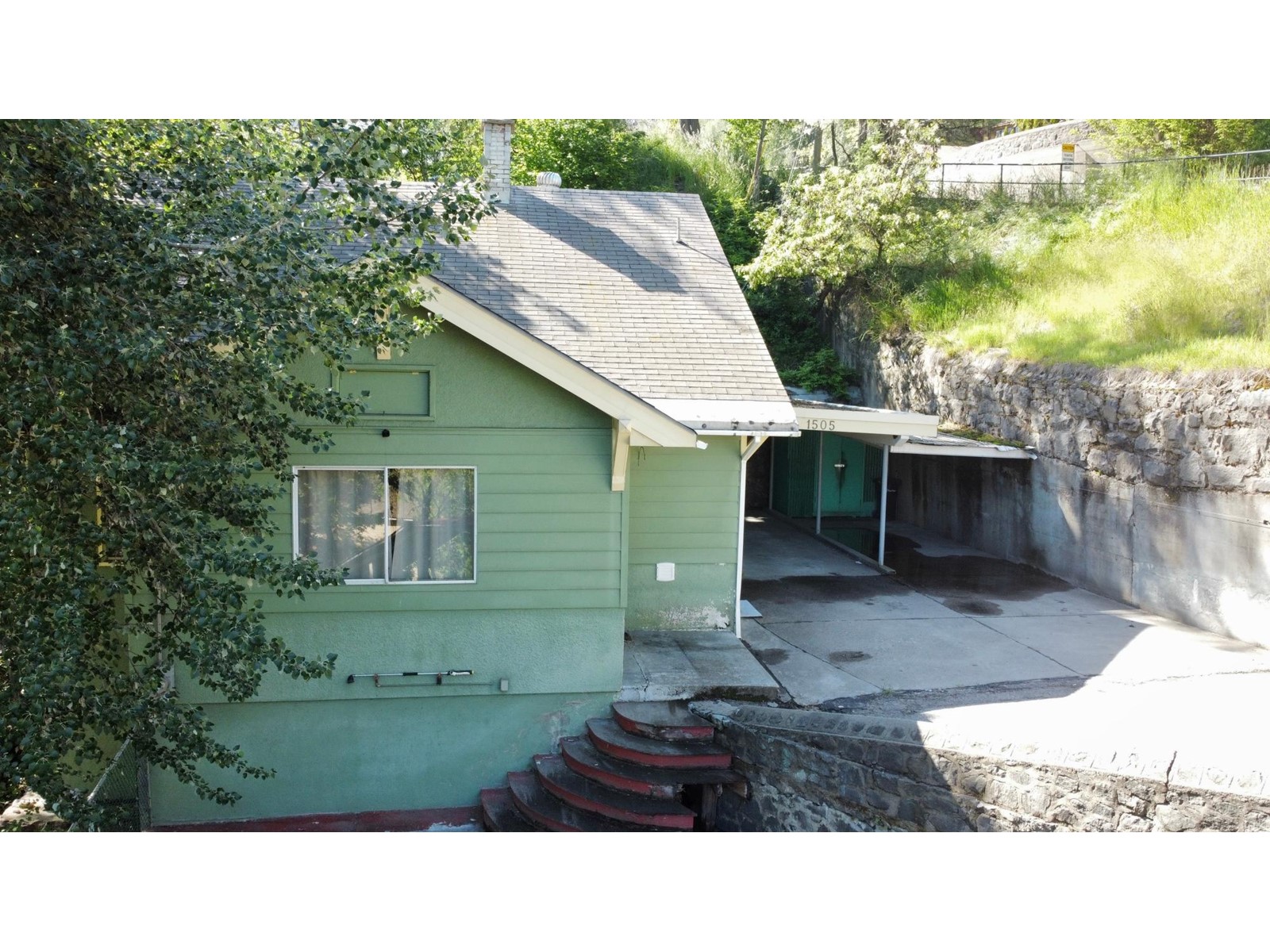 1505 Pine Avenue, Trail, British Columbia  V1R 4G1 - Photo 3 - 2477472