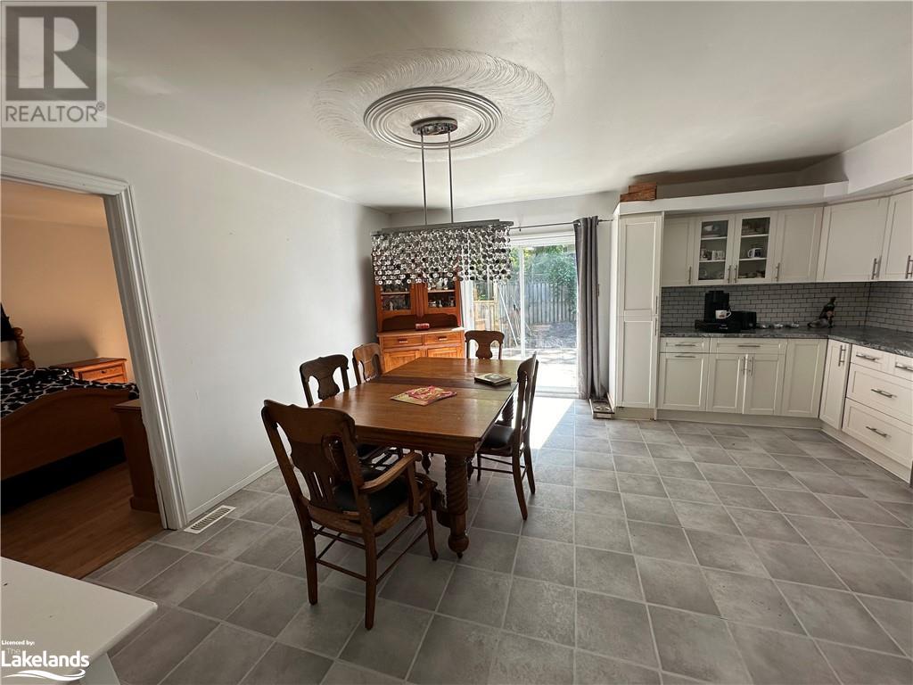 55 River Ave Crescent, Wasaga Beach, Ontario  L9Z 2K6 - Photo 14 - 40600742