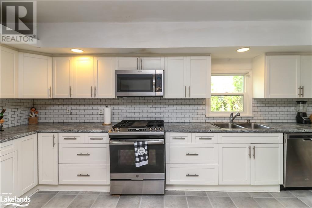 55 River Ave Crescent, Wasaga Beach, Ontario  L9Z 2K6 - Photo 17 - 40600742