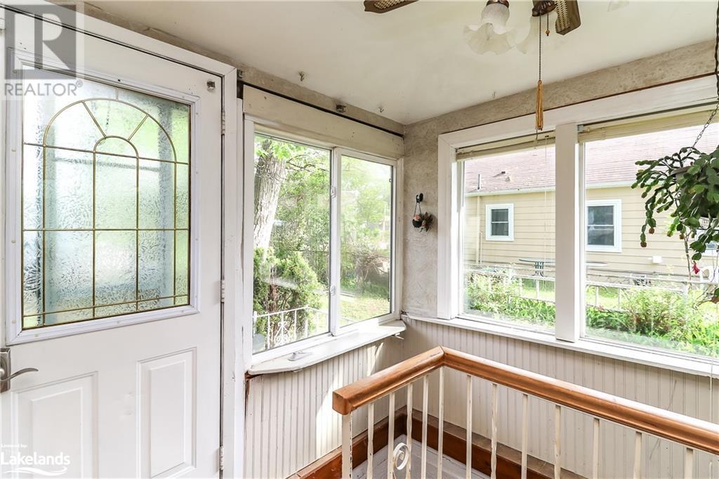 55 River Ave Crescent, Wasaga Beach, Ontario  L9Z 2K6 - Photo 4 - 40600742